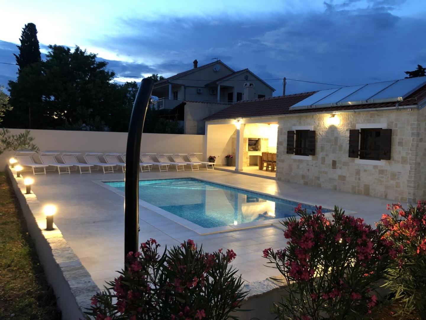 Villa Stella - Crowonder Luxury Rent Turanj Dış mekan fotoğraf