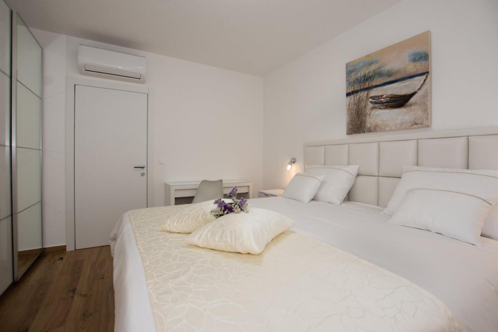 Villa Stella - Crowonder Luxury Rent Turanj Dış mekan fotoğraf